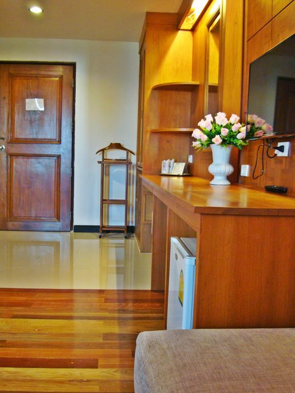 Chiang Mai Phucome Hotel Экстерьер фото